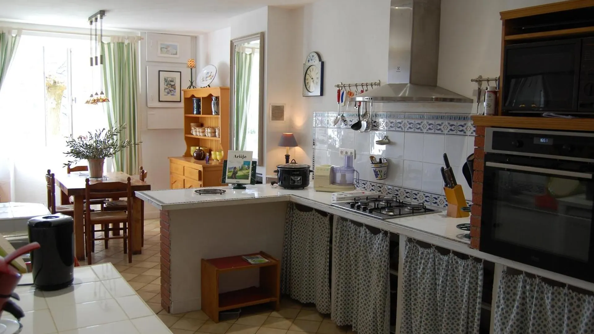 Ma Maison Sur La Colline Escosse 0*,  France